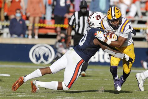 Auburn football bleacher report - Through the first six games of the 2014 season, Auburn has been either held to a three-and-out or has committed a quick turnover on 16 of their drives. Auburn's Non-Scoring Drives with Three Plays ...
